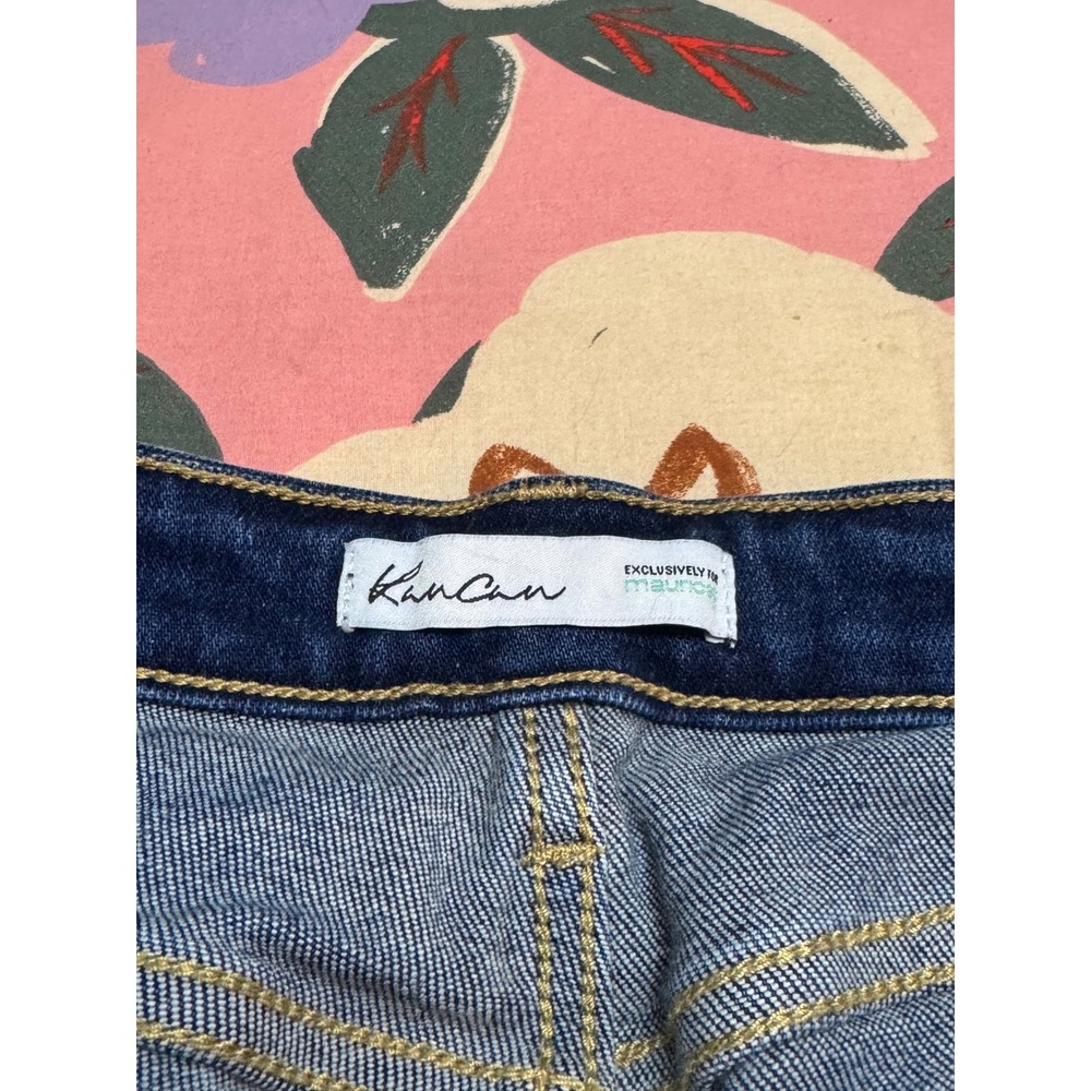 KanCan Maurices Womens Dark Wash Distressed Cuffed Denim Jean Shorts Size 32 - Picture 2 of 4